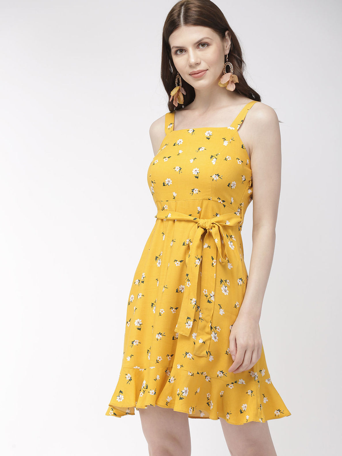 nykaa yellow dress
