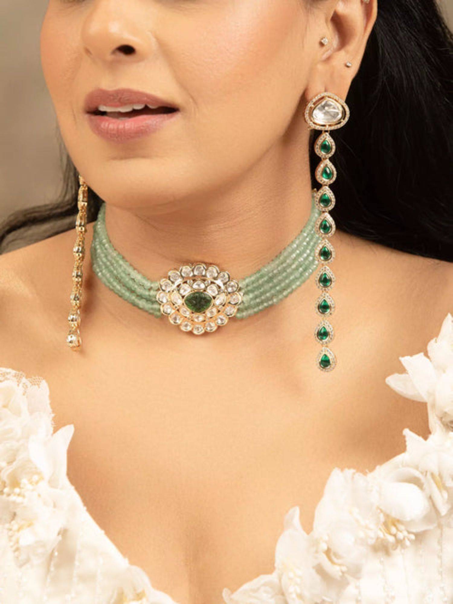 XAGO Varnika Green Choker Set
