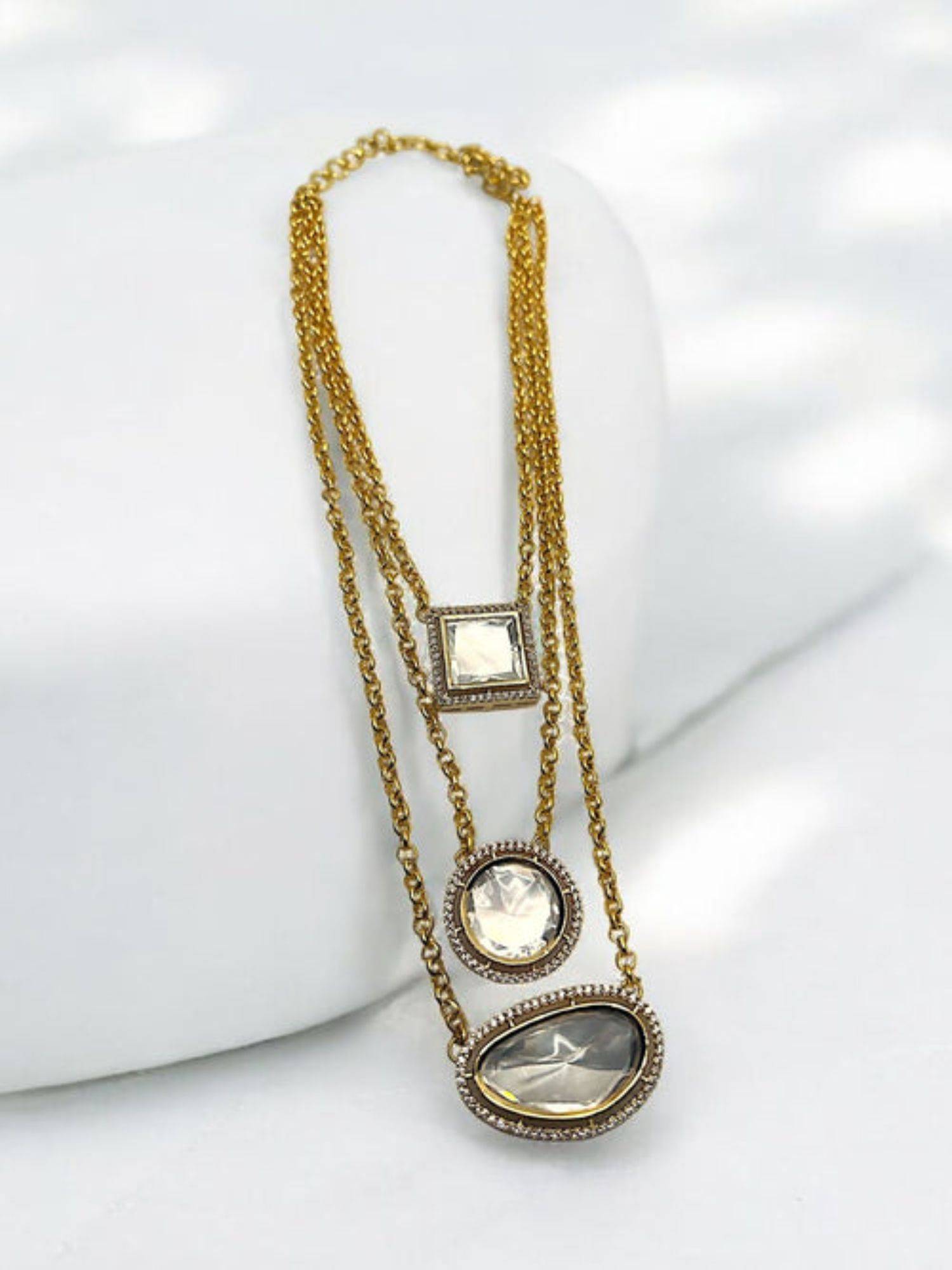 XAGO Le Caitri Gold And White Kundan Necklace