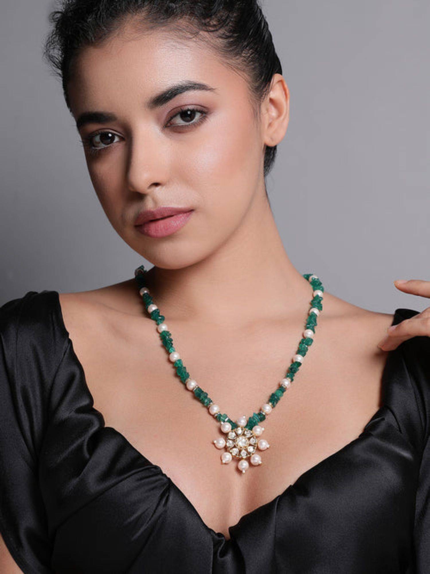 XAGO Le Ora Kundan, Onyx and Pearl Necklace Set