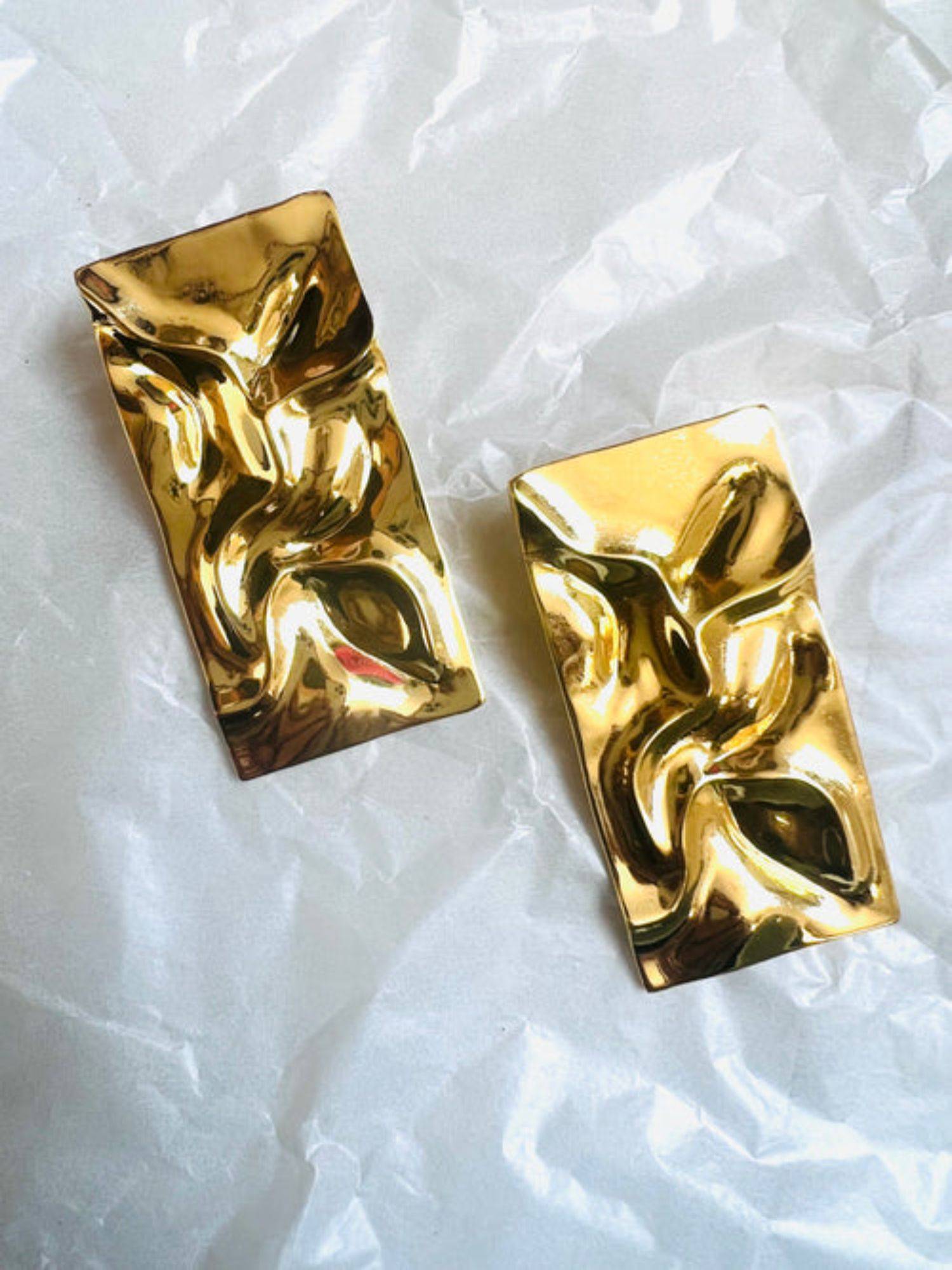 XAGO Salvia Studs Earrings