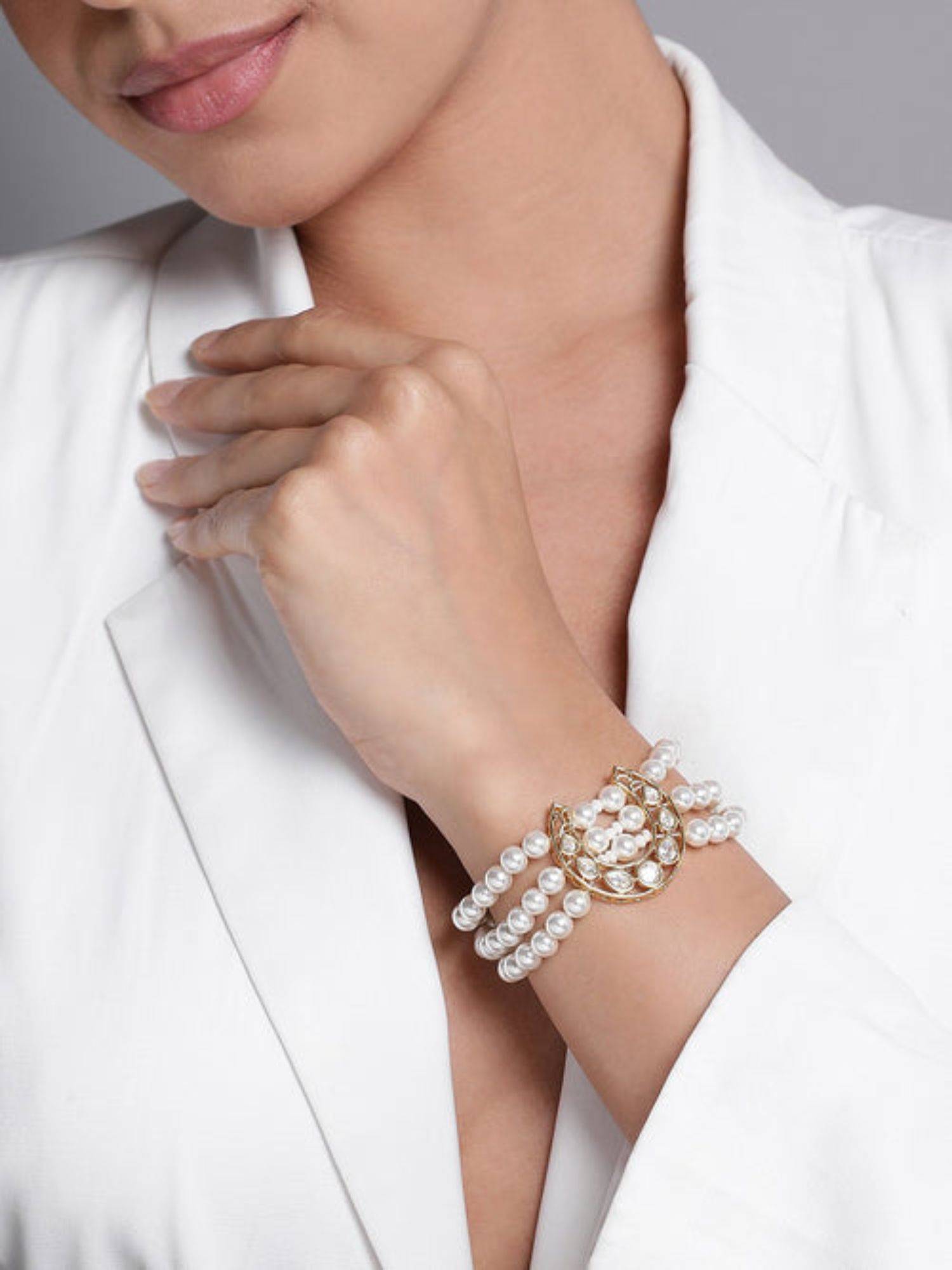 XAGO Le Eleonora Pearl and Kundan Bracelet