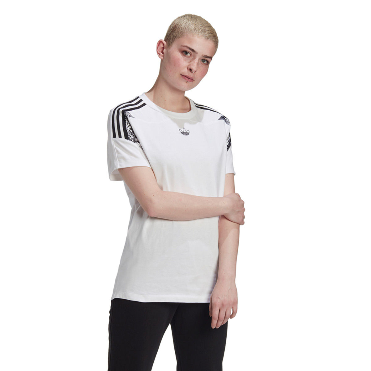 camiseta adidas boyfriend