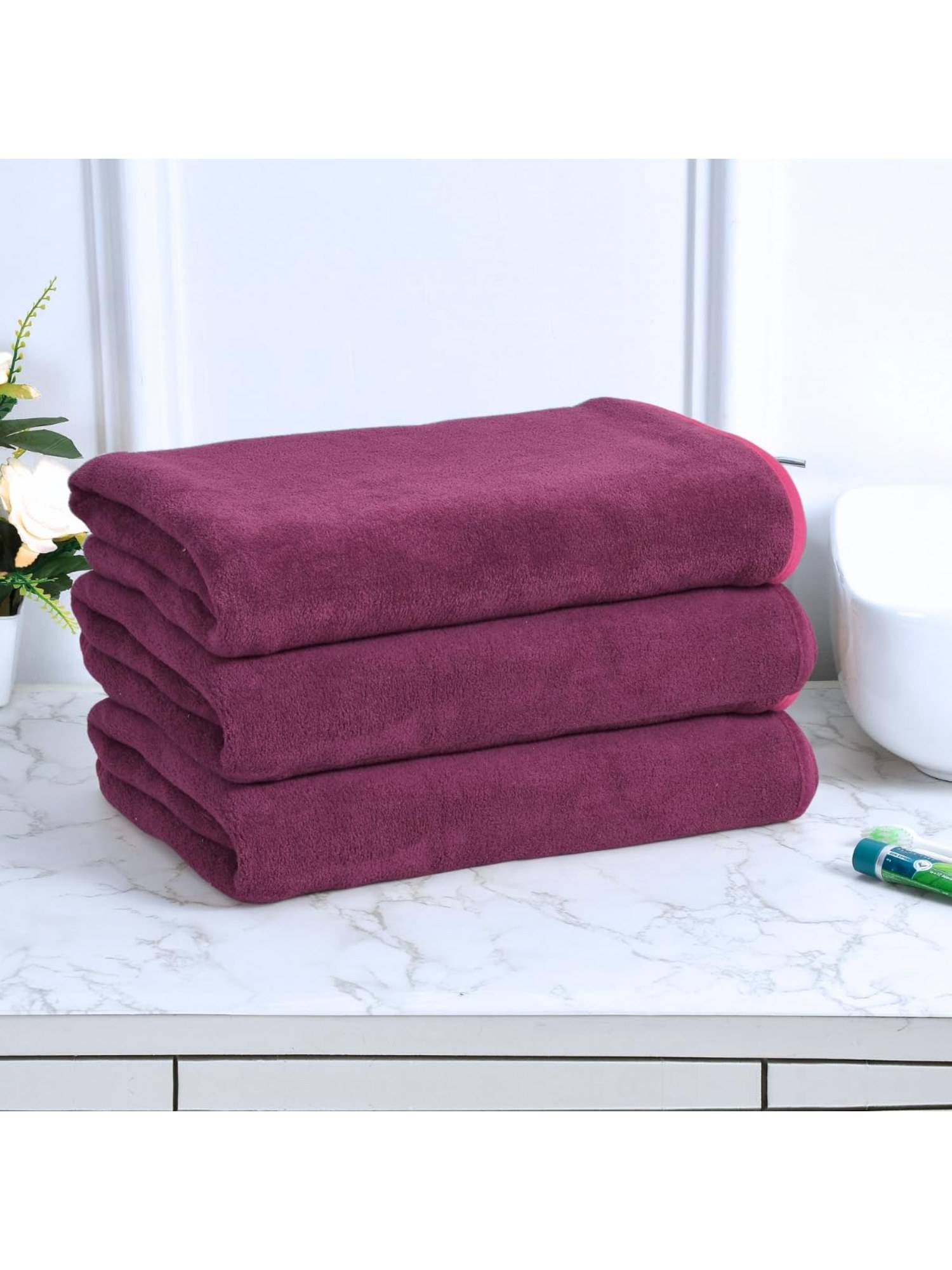 Black Gold Bath Towels 400 Gsm Lightweight Ultra-Soft Plain Wine (Pack Of 3)