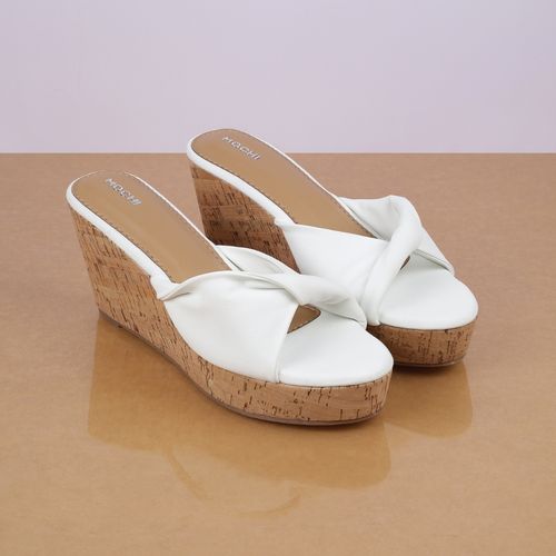 Mochi Shoes Mochi Wedges Mochi Flipkart Wedge Heels Buy Tan Heeled