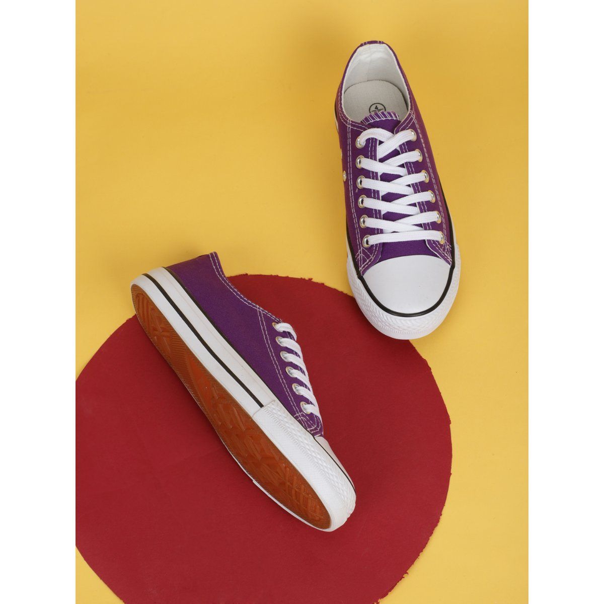 nykaa converse shoes