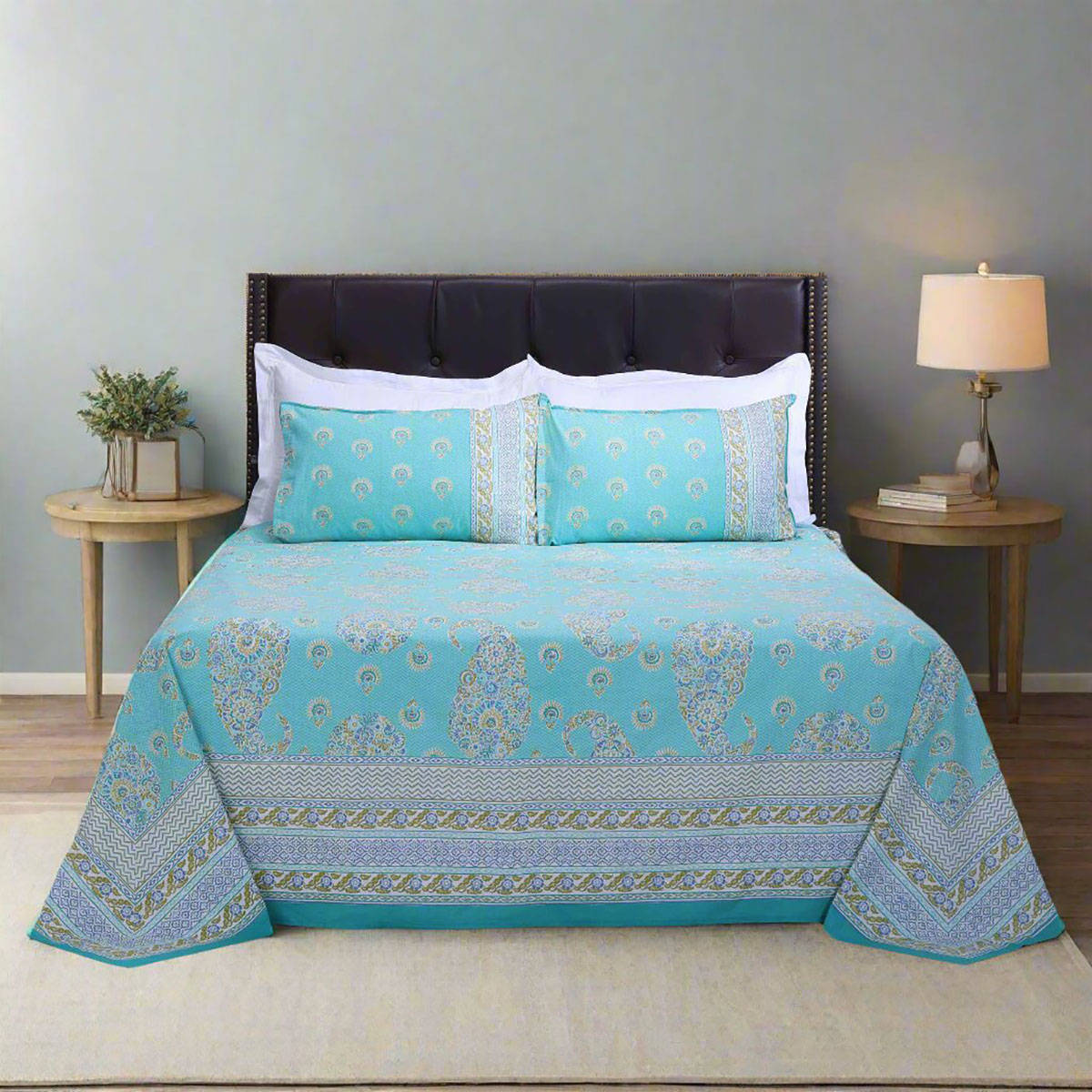Shahenaz Jazmine Green Cotton Bedsheet with 2 Pillow Covers (King)