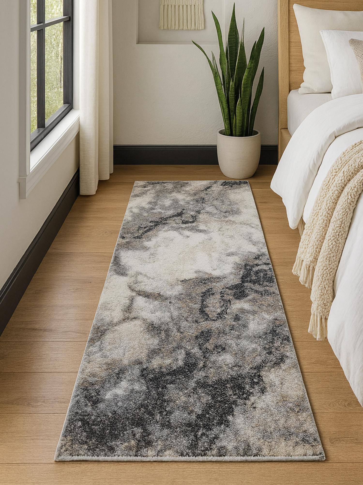 OBSESSIONS Machine Made Abstract Bedside Runner - Grey (2.5 x 5 Feet)