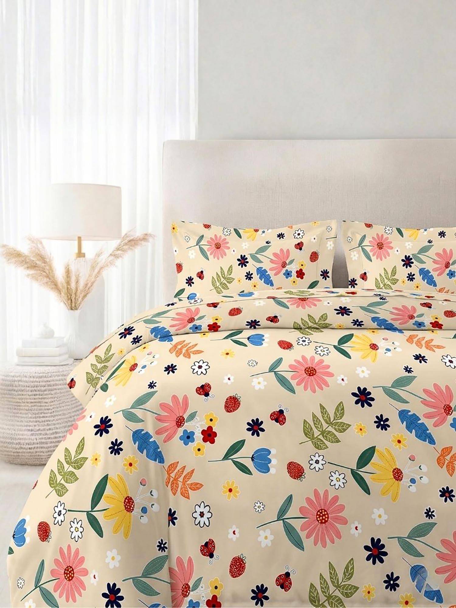 The White Moss Blended Cotton Double Size Bedsheet with 2 Pillow Covers - Storybook Garden Toss