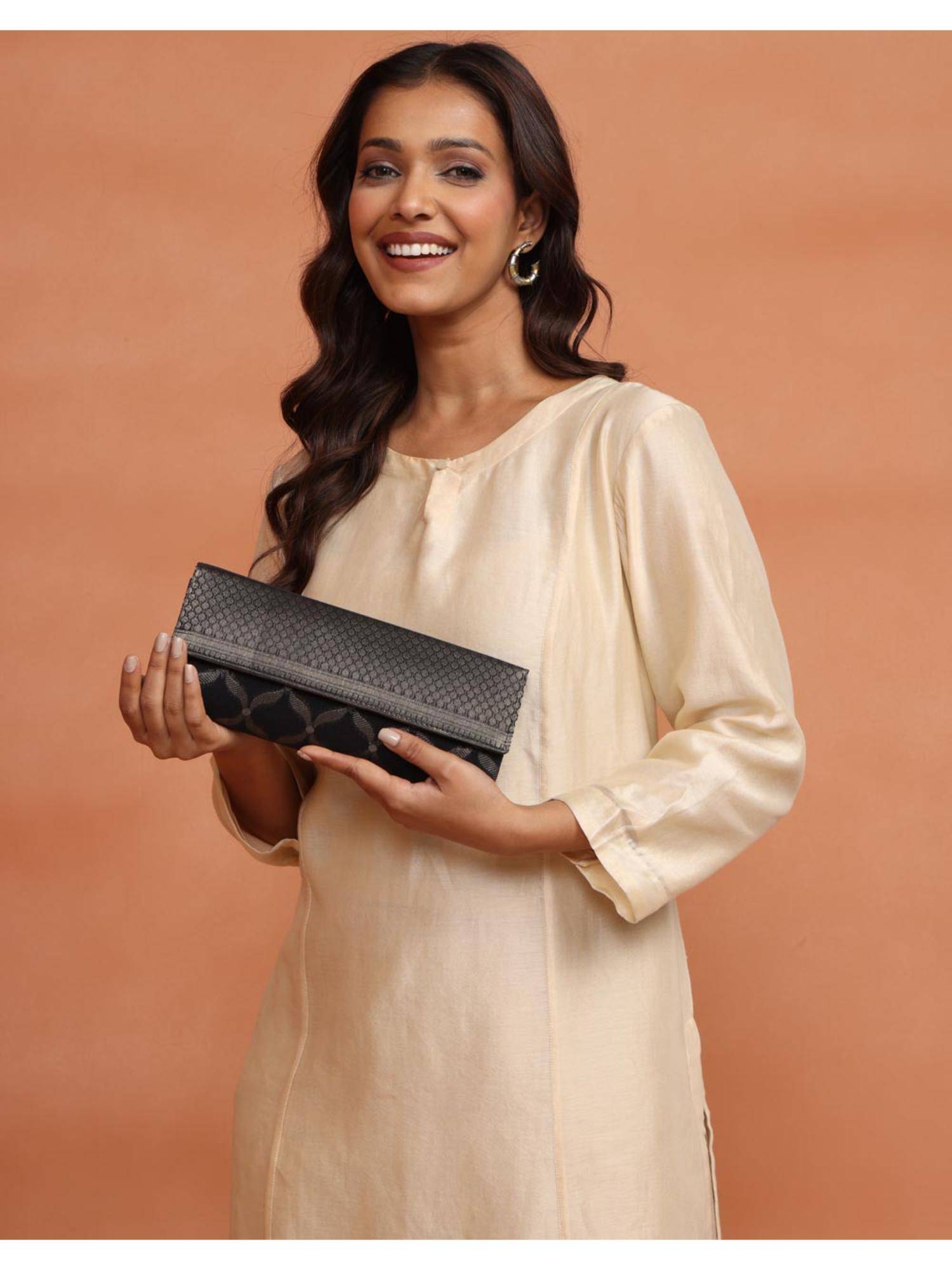 Fabindia Black Clutch with Detachable Strap (M)