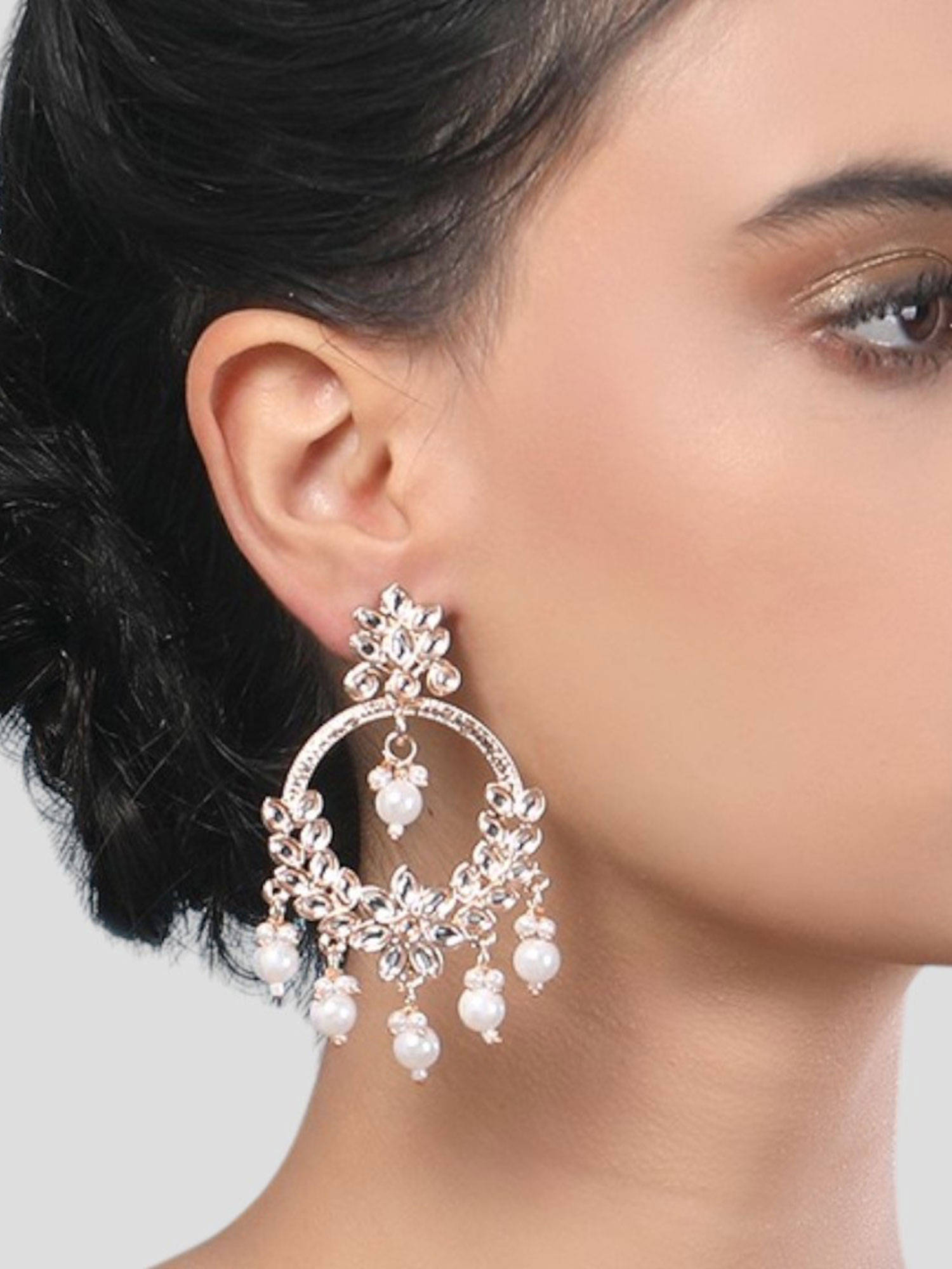Auraa Trends Rose Gold Plated Floral Kundan And Pearl Earrings For Women