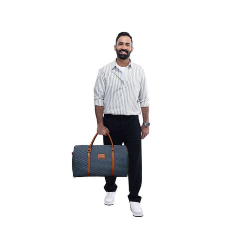 Buy The Clownfish Unisex Tapestry Fabric 30L Travel Duffle Bag Online