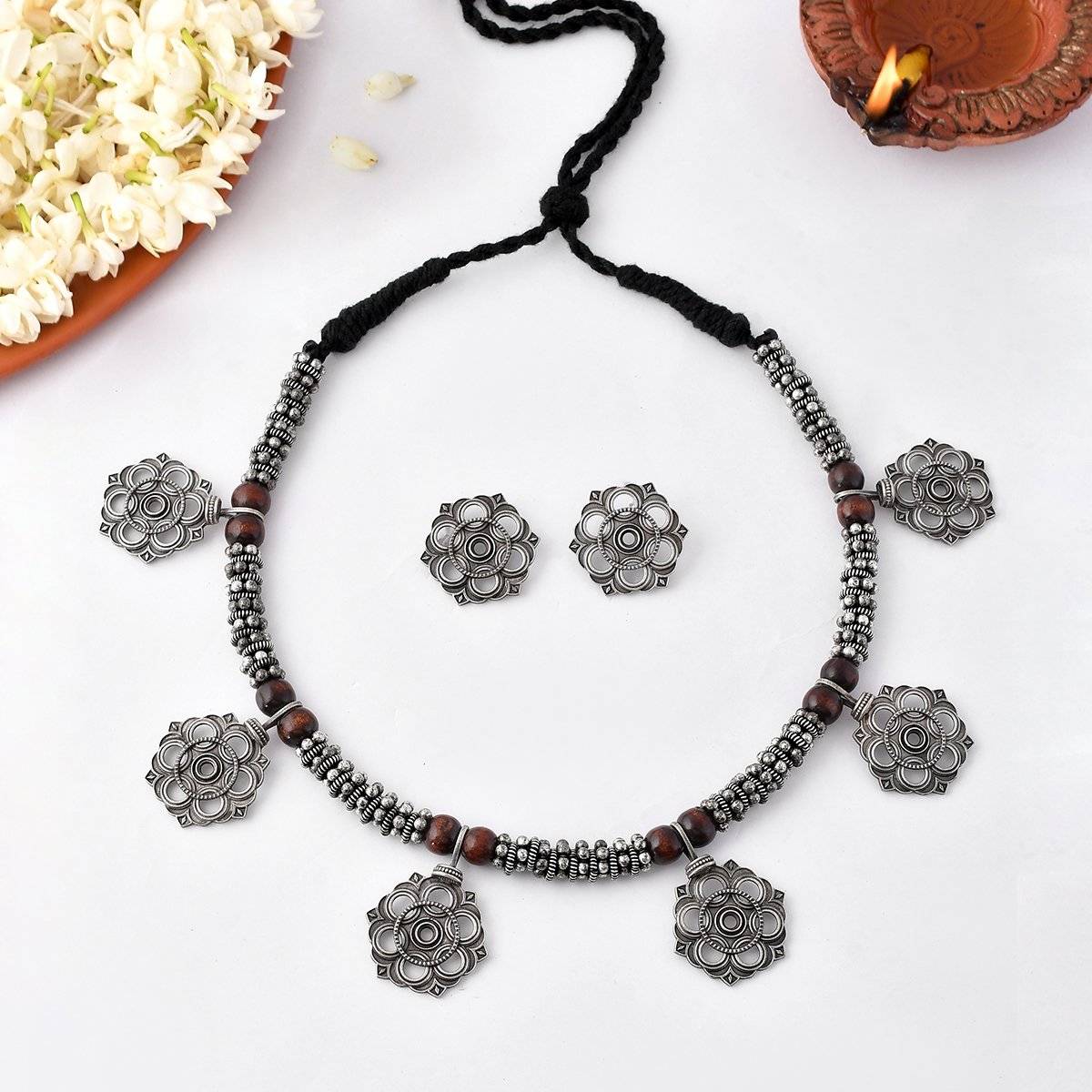 Voylla Nrityotsava Ketaki Sarafa Necklace Set