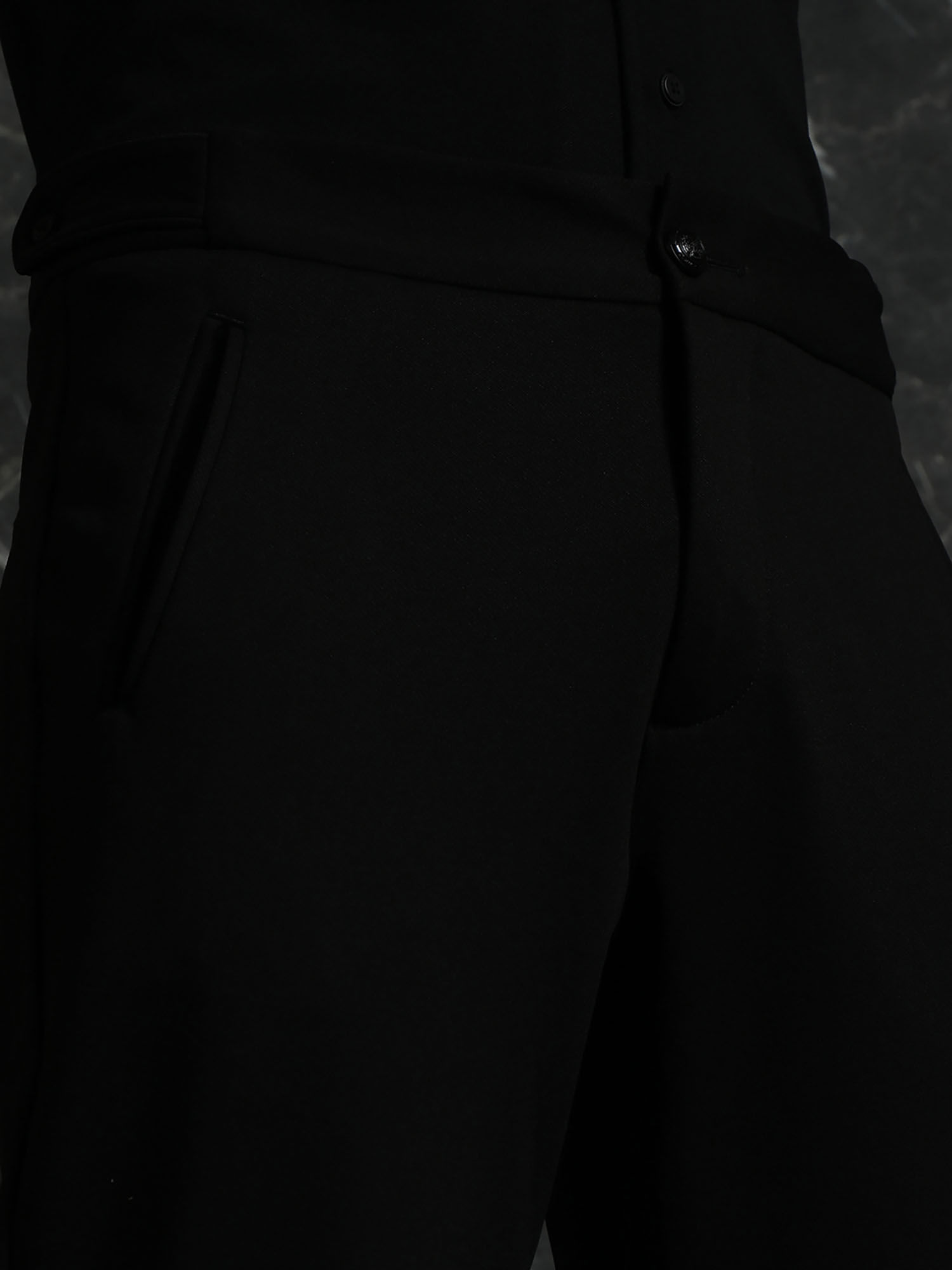 Buy Breakbounce Black Regular Fit Pleated Trousers for Men's Online @ Tata  CLiQ