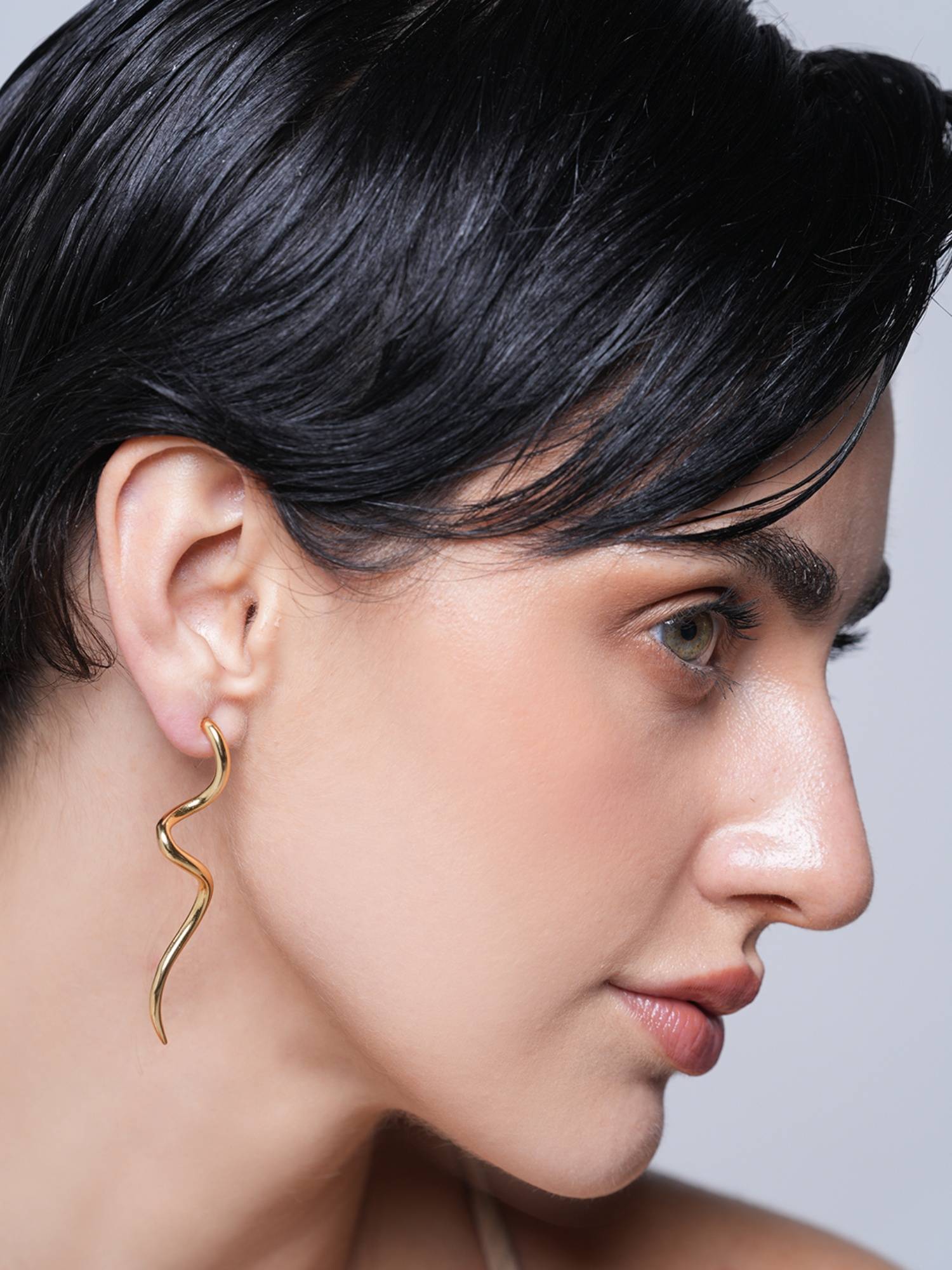 CAO JEWELLERY Gold Minimalist Trendy Spiral Design Earrings