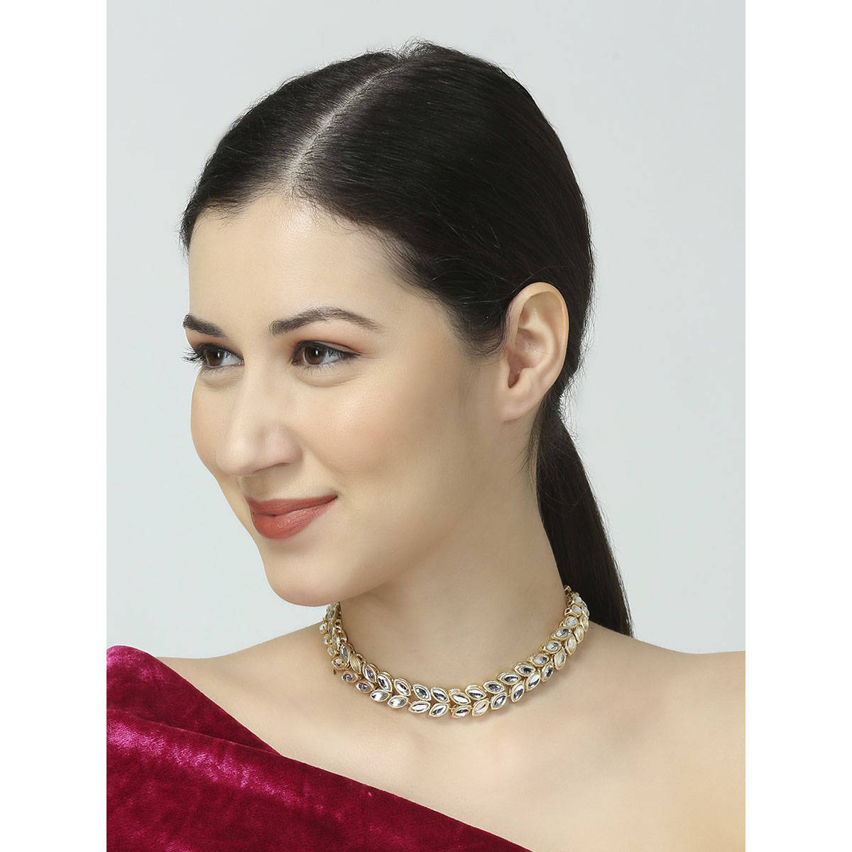 OOMPH Gold Kundan Choker Necklace - Indo-Western Look Women Stylish Latest