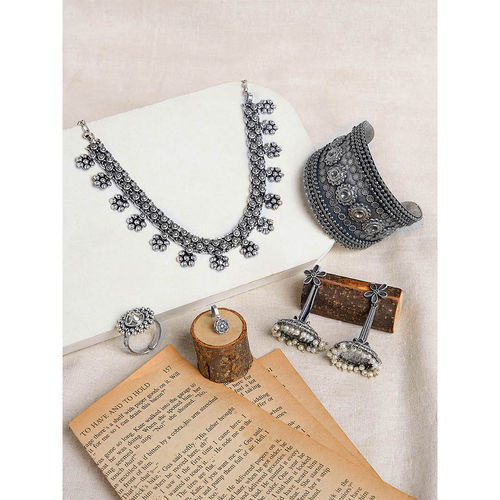 Teejh Chutu Oxidised Silver Jewellery Set