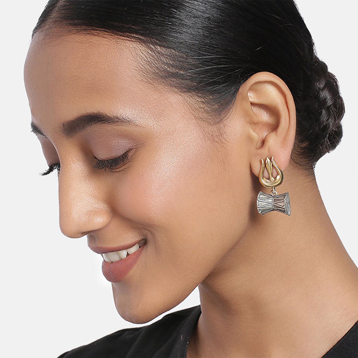 Trishul deals earrings online