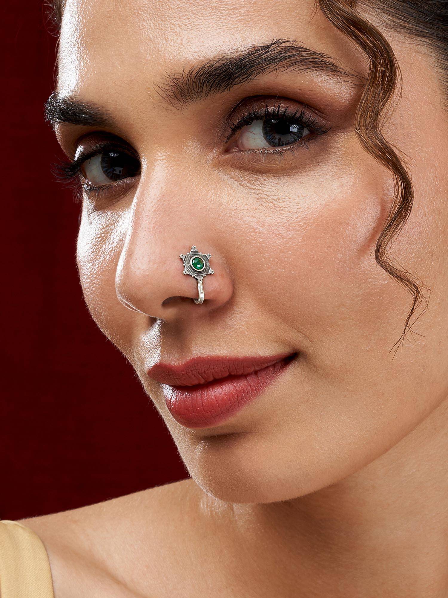 Teejh Rishka Green Stone Nose pin