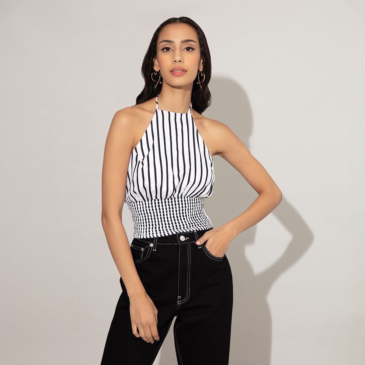 Twenty Dresses by Nykaa Fashion Blue And White Halter Neck Striped Crop  T-shirt (L)