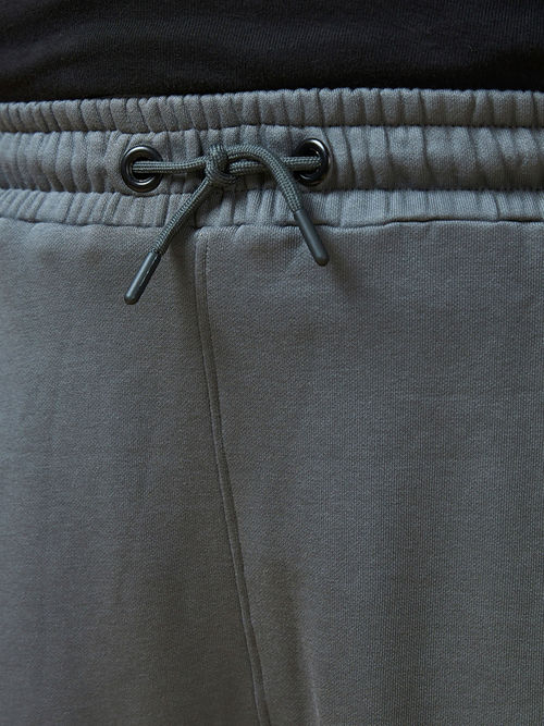 Buy Bewakoof Heavy Duty Men's Grey Super Loose Fit Plus Size