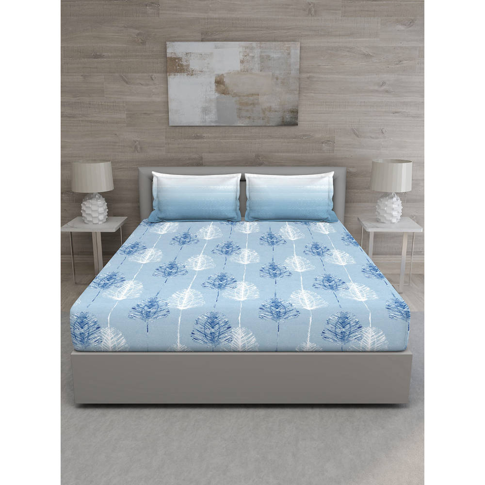 GM Blue White Floral 144 TC King Bedsheet with 2 Pillow Covers