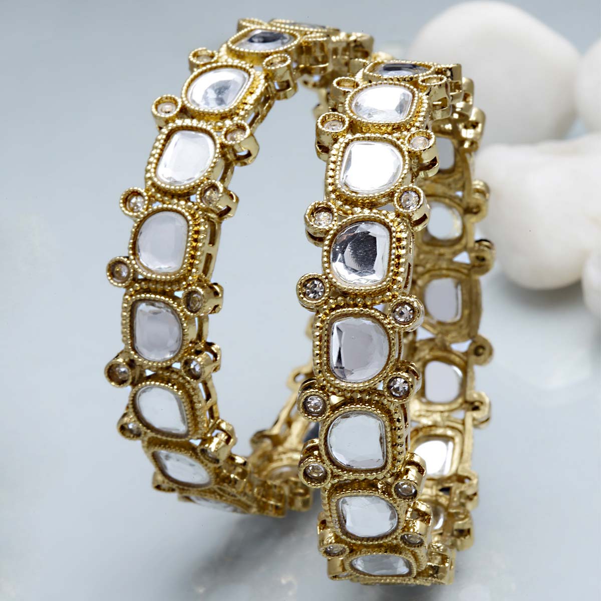 Karatcart (Set Of 2) Antique Gold Plated Mirror Work Kundan Bangles for