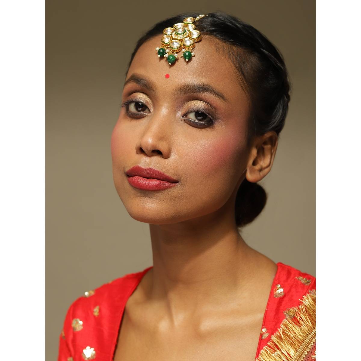 Ruby Raang Studio Gold-Plated Green Kundan-Studded Maang Tikka