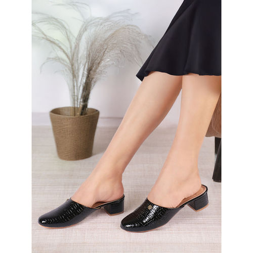 Carlton London Womens Square Toe Chic Textured Quilted Block Mules Heels  Black (EURO 36)