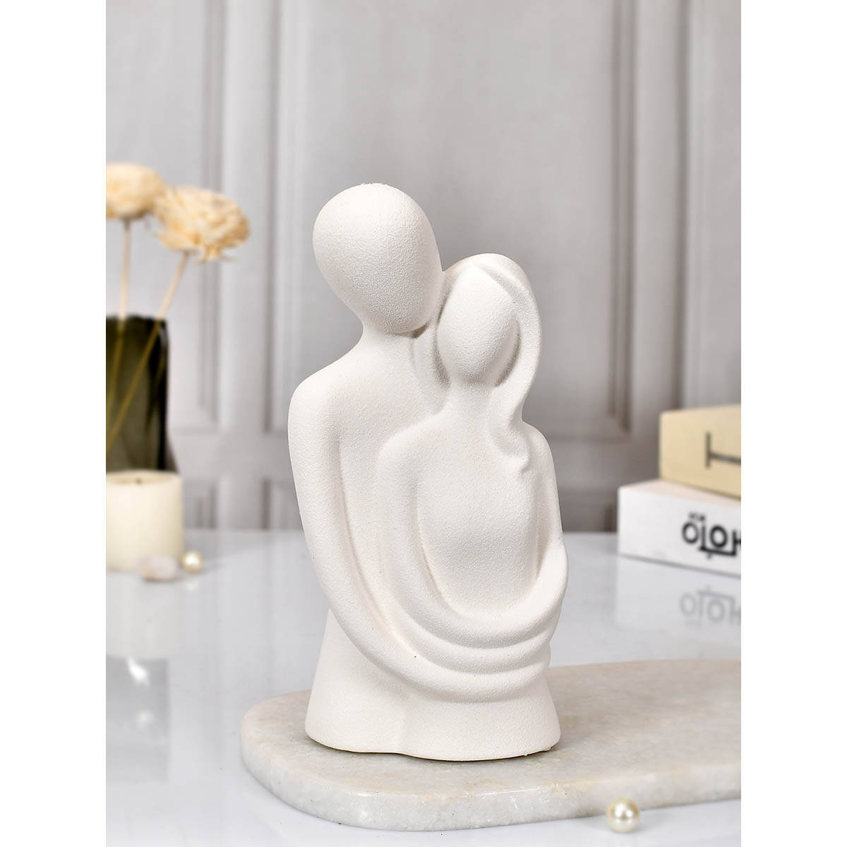 Tayhaa Ceramic Matte Eternal Love Statue In White