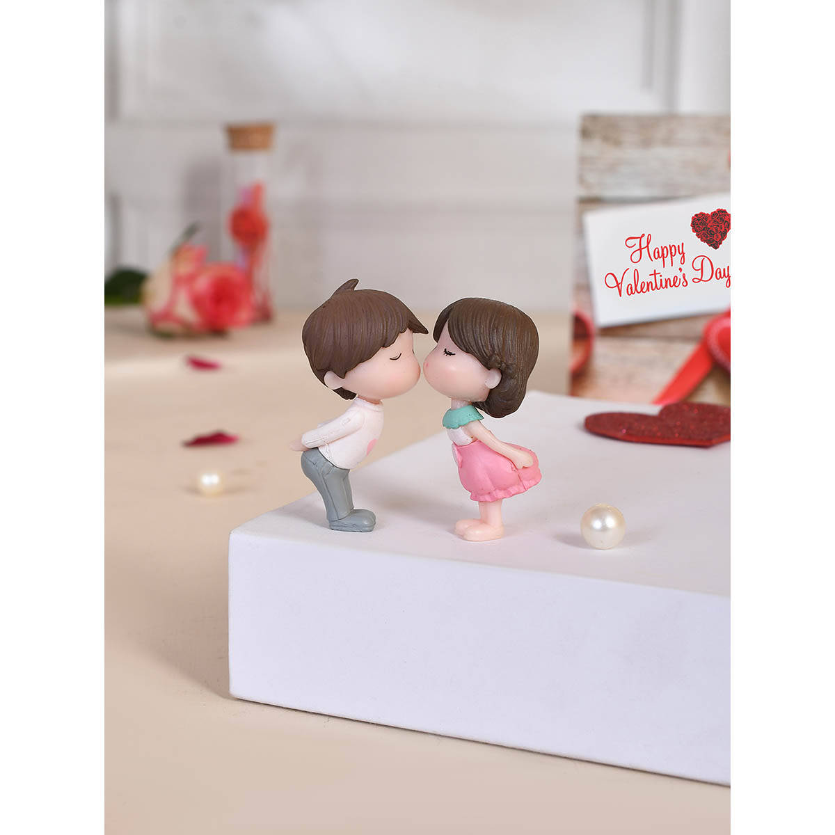 Tayhaa Everlasting Love Showpiece
