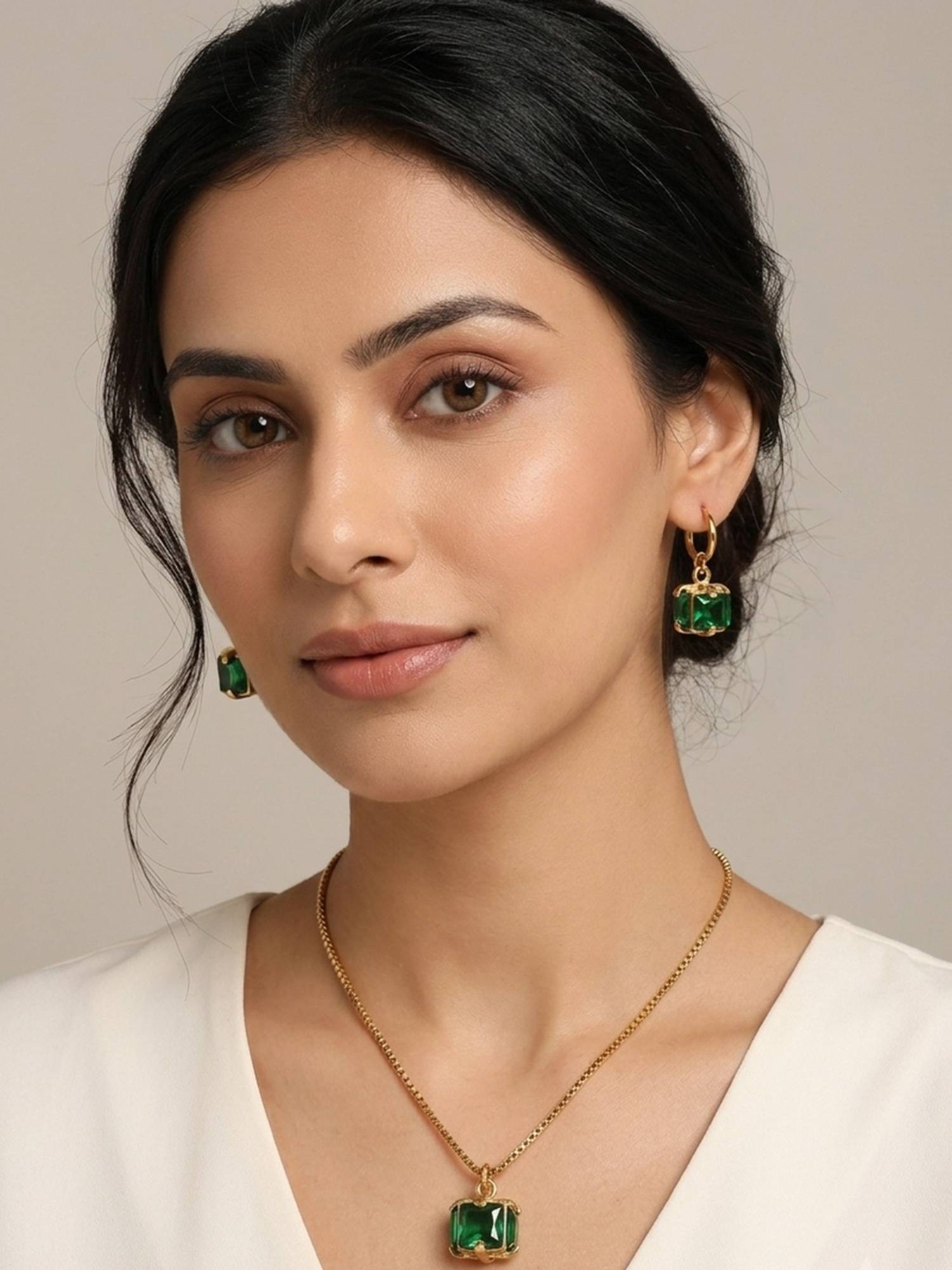 RACHIVA 18K Gold Plated Emerald Cube Jewellery Set