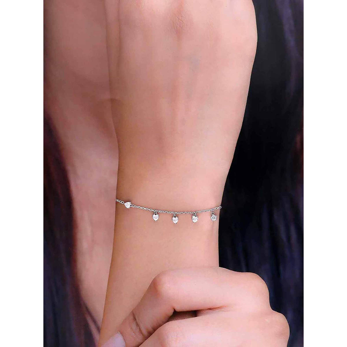 Kai Jewel Sterling Silver Sparkling Heart Solitaire Charm Bracelet