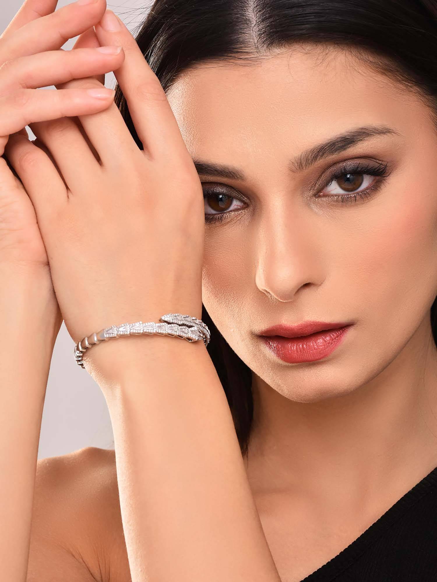 REENISAA Serpent Shaped Adjustable Kada