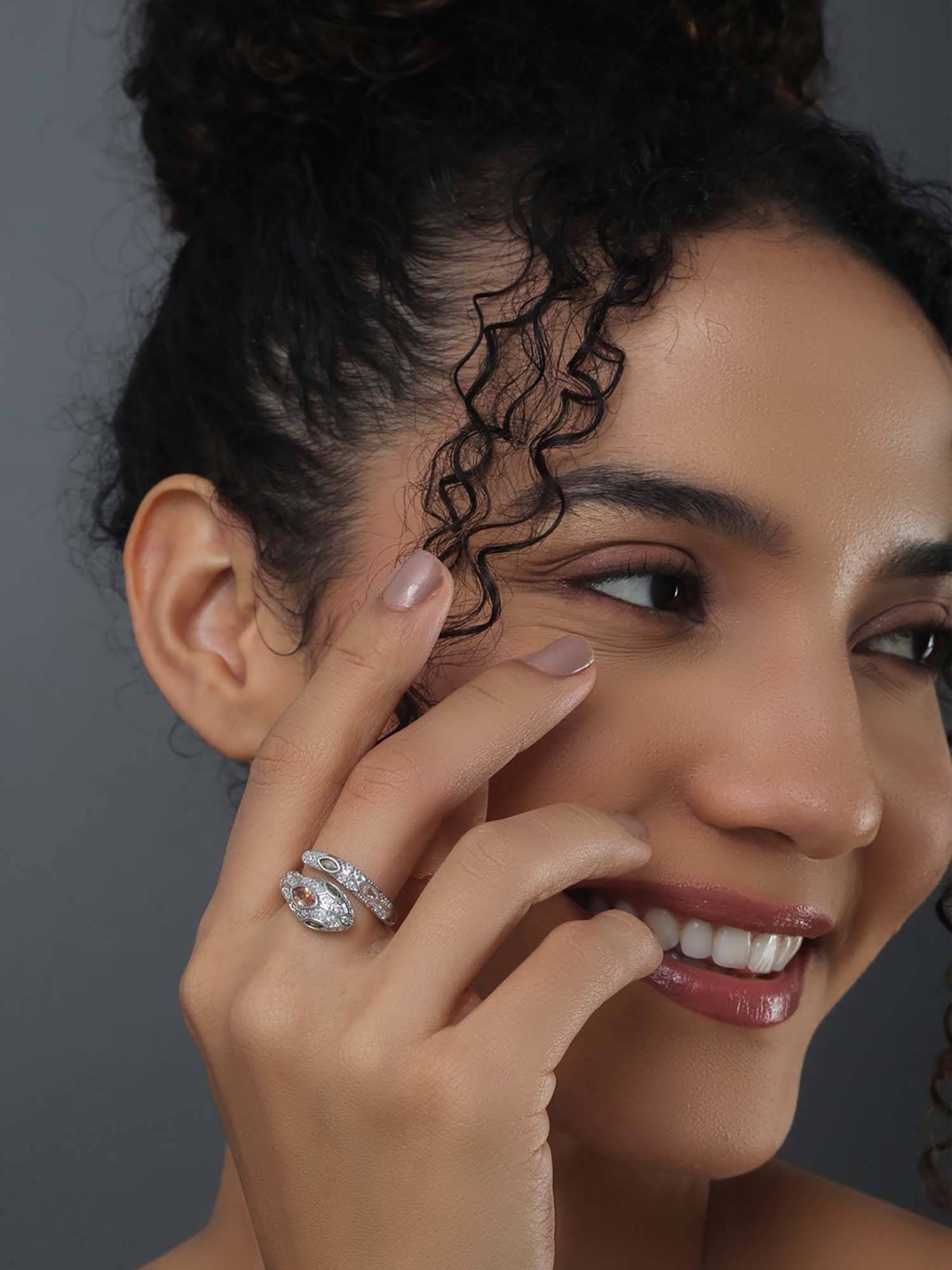 REENISAA Serpent Shaped Adjustable Ring