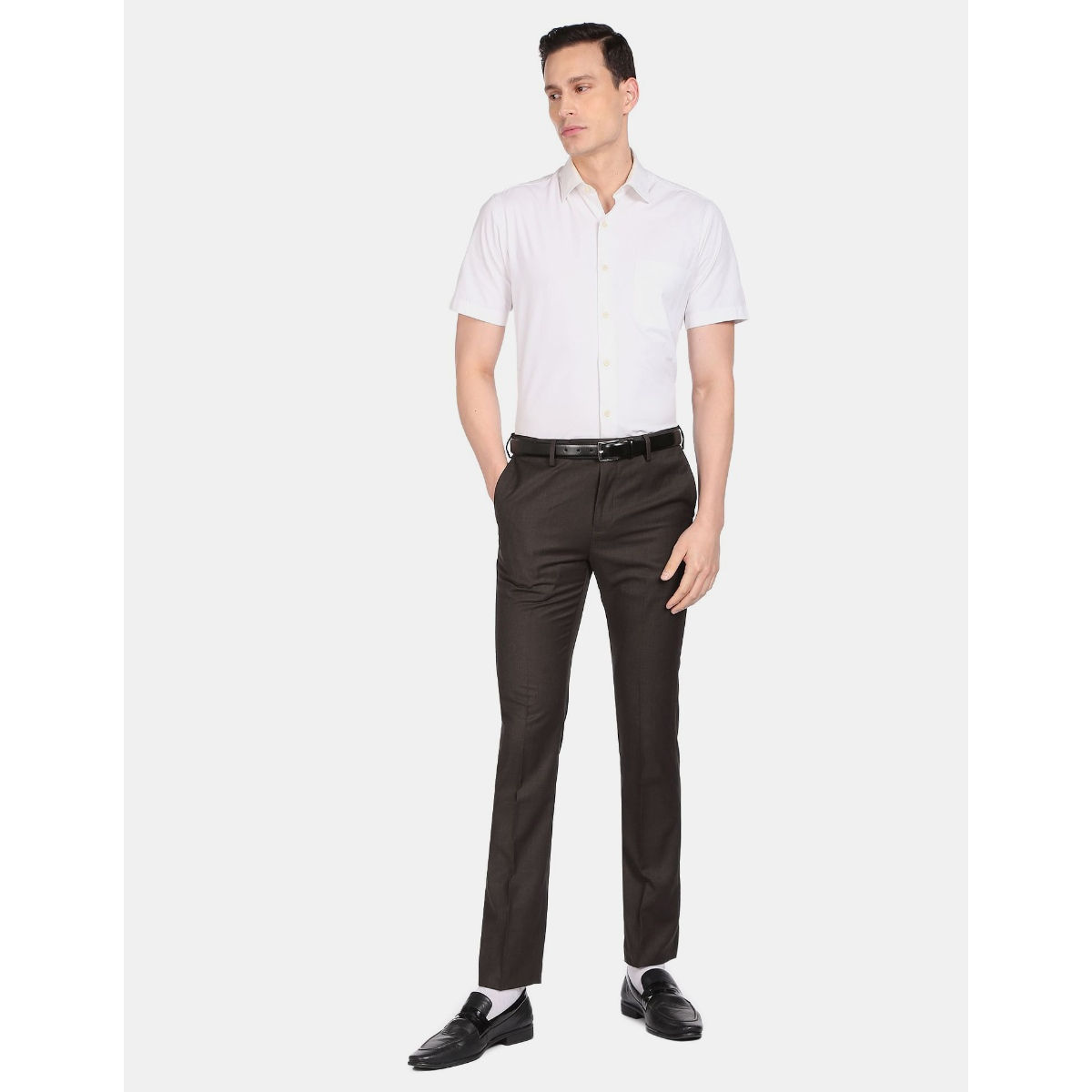ARROW Smart Flex Regular Fit Men Beige Trousers - Buy ARROW Smart Flex  Regular Fit Men Beige Trousers Online at Best Prices in India | Flipkart.com