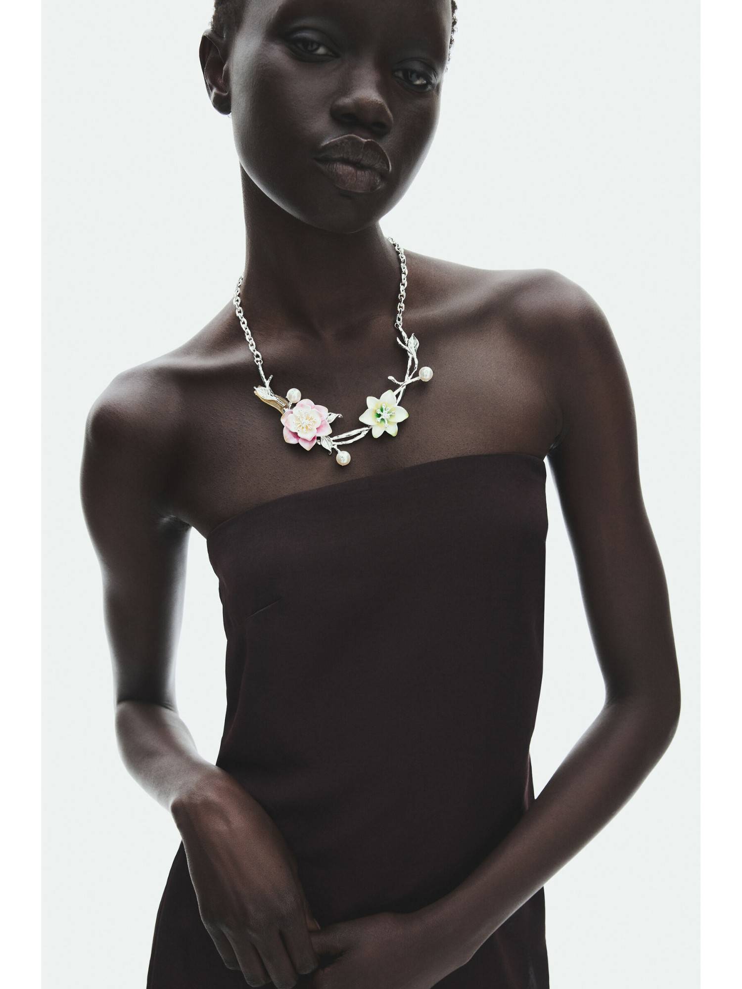 H&M Women Multi-Color Flower-Detail Necklace
