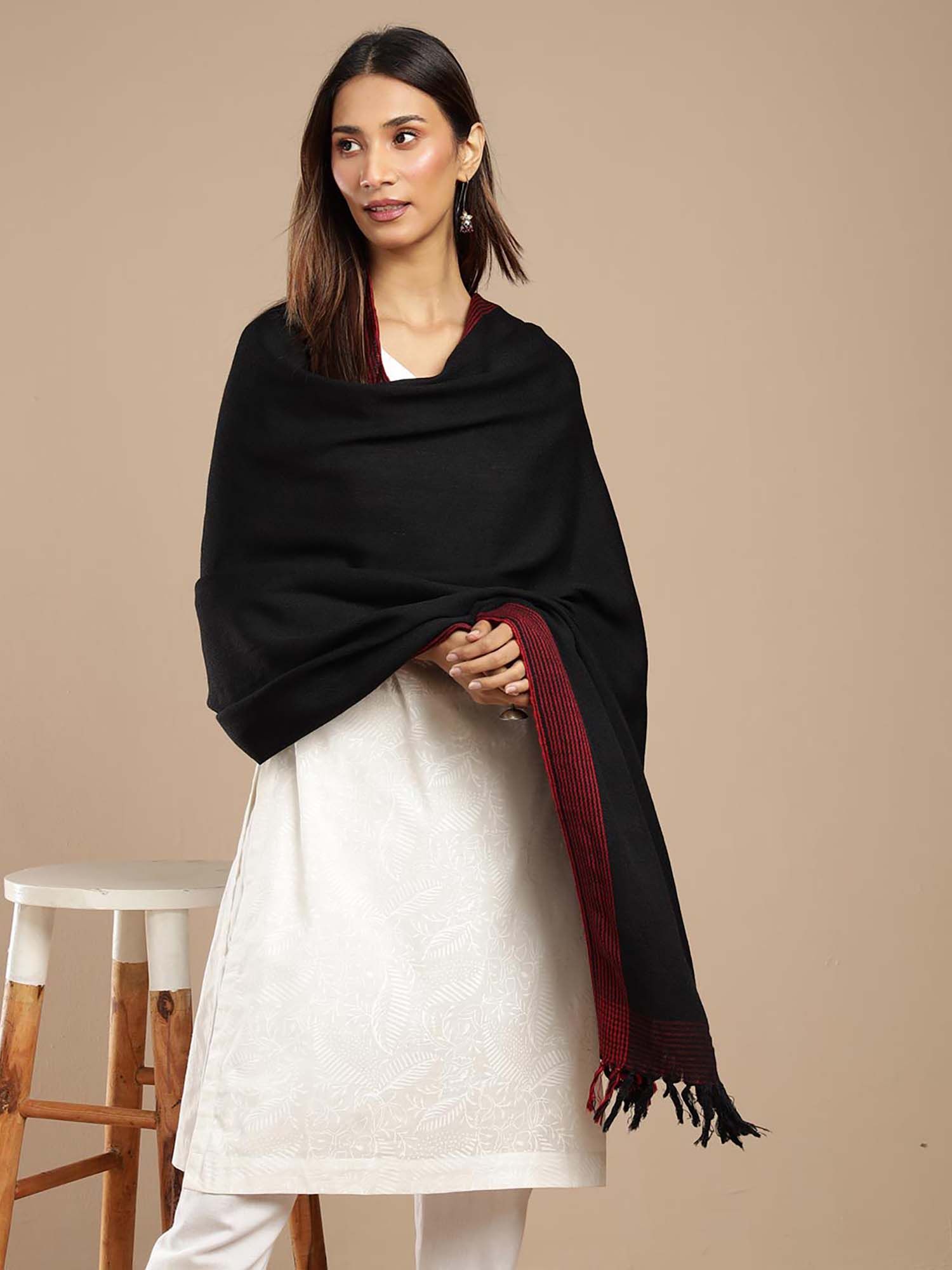 shawl on myntra