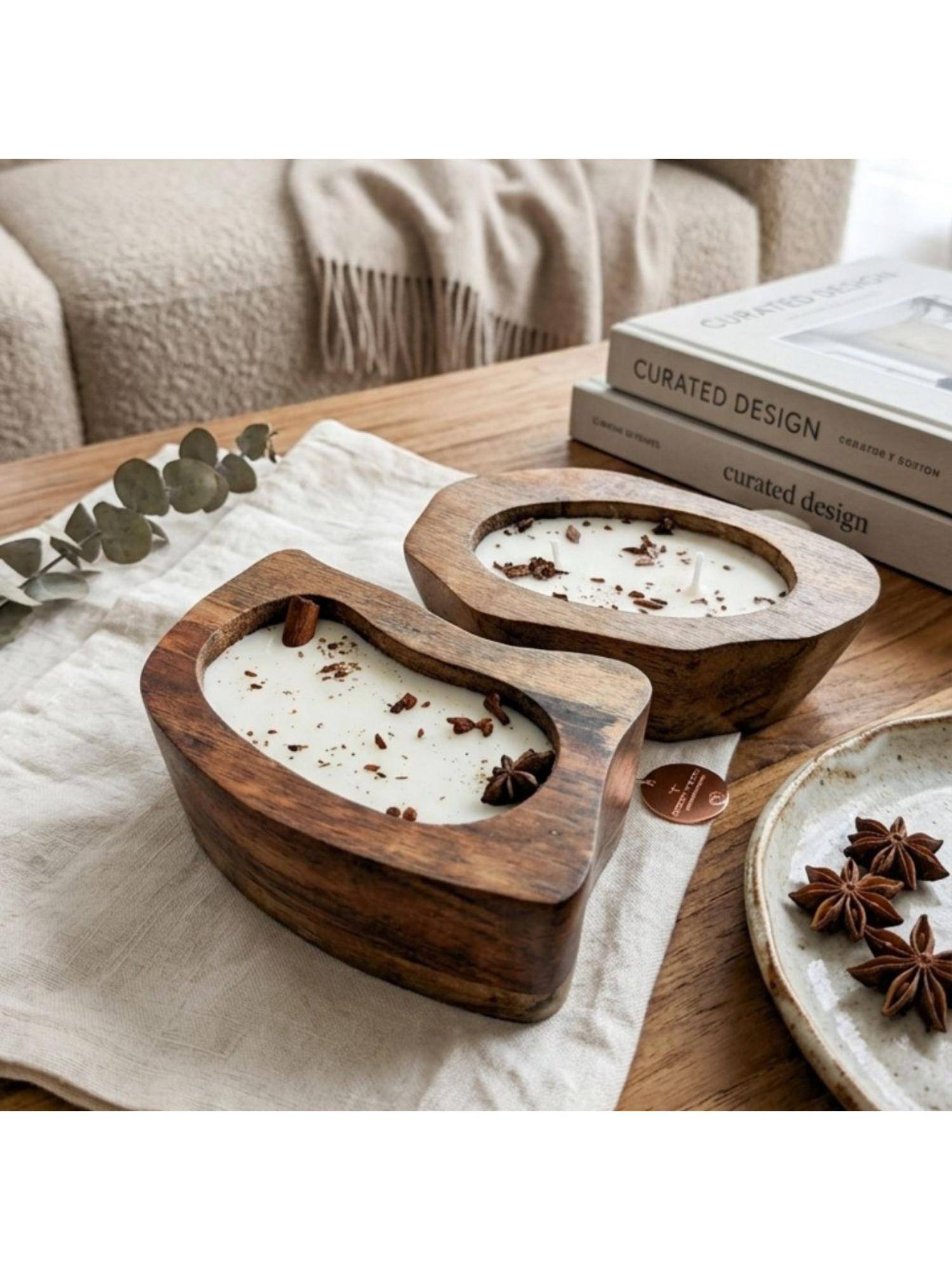 Akira Furnishings Soy Wax Candles In Tede-Made Mango Wood Bowls (Pack Of 2)