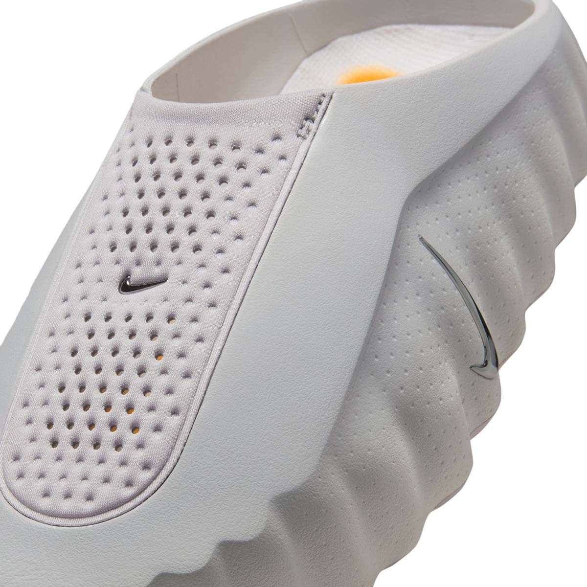 Buy Nike Mind 001 Women's Pregame Mules Online