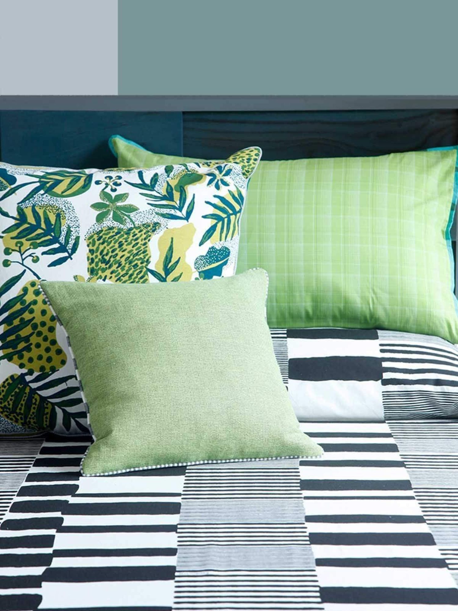 Freedom Tree Salaka Bedcover Queen Black/white Buy Freedom Tree Salaka