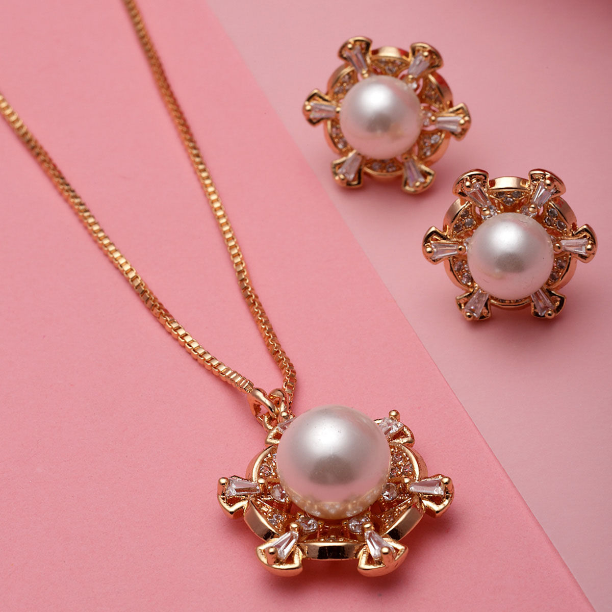 Brass And Copper Alloy Party Wear Ladies Gold Plated Cz Pearl Pendant  Earring Set