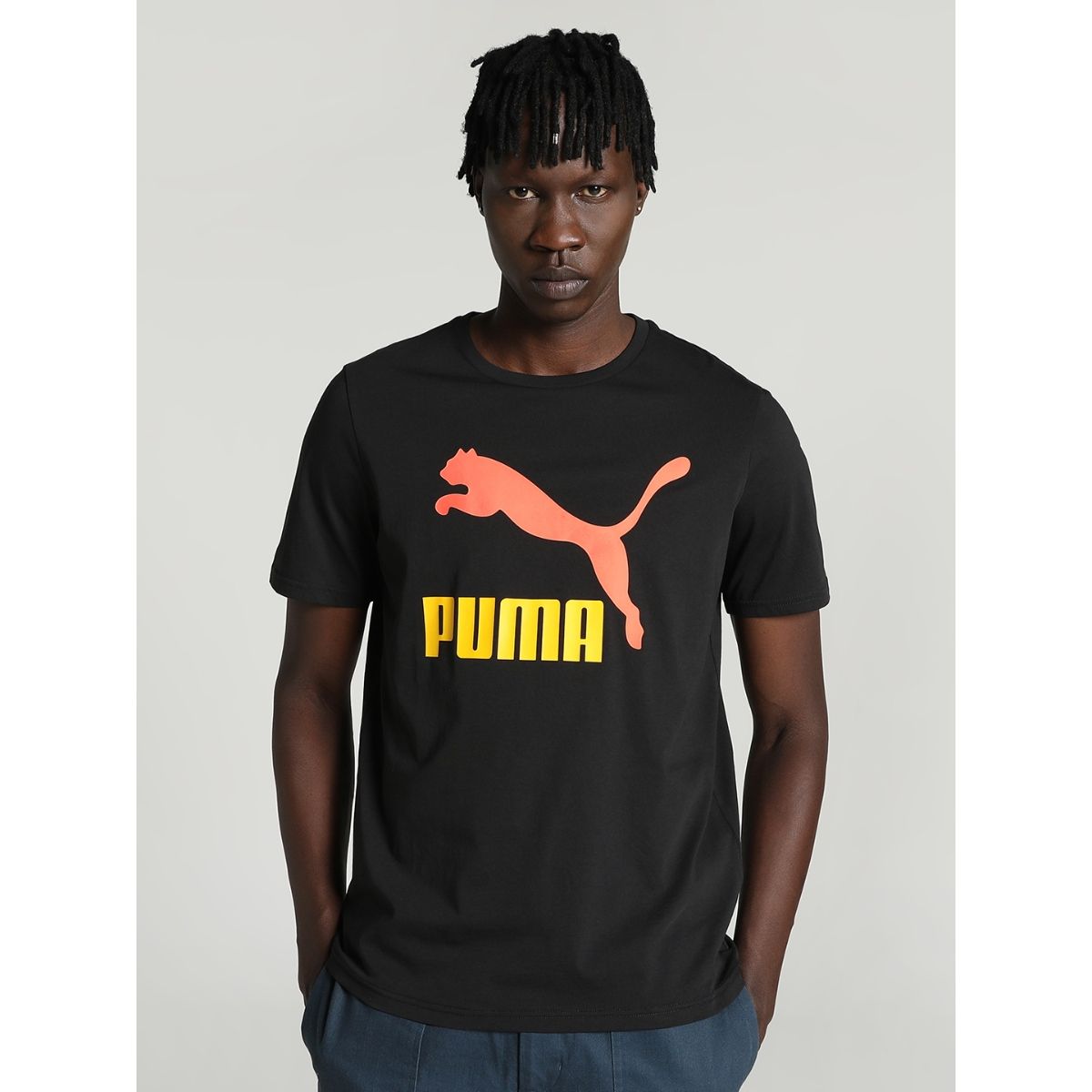 Puma classic logo store t shirt