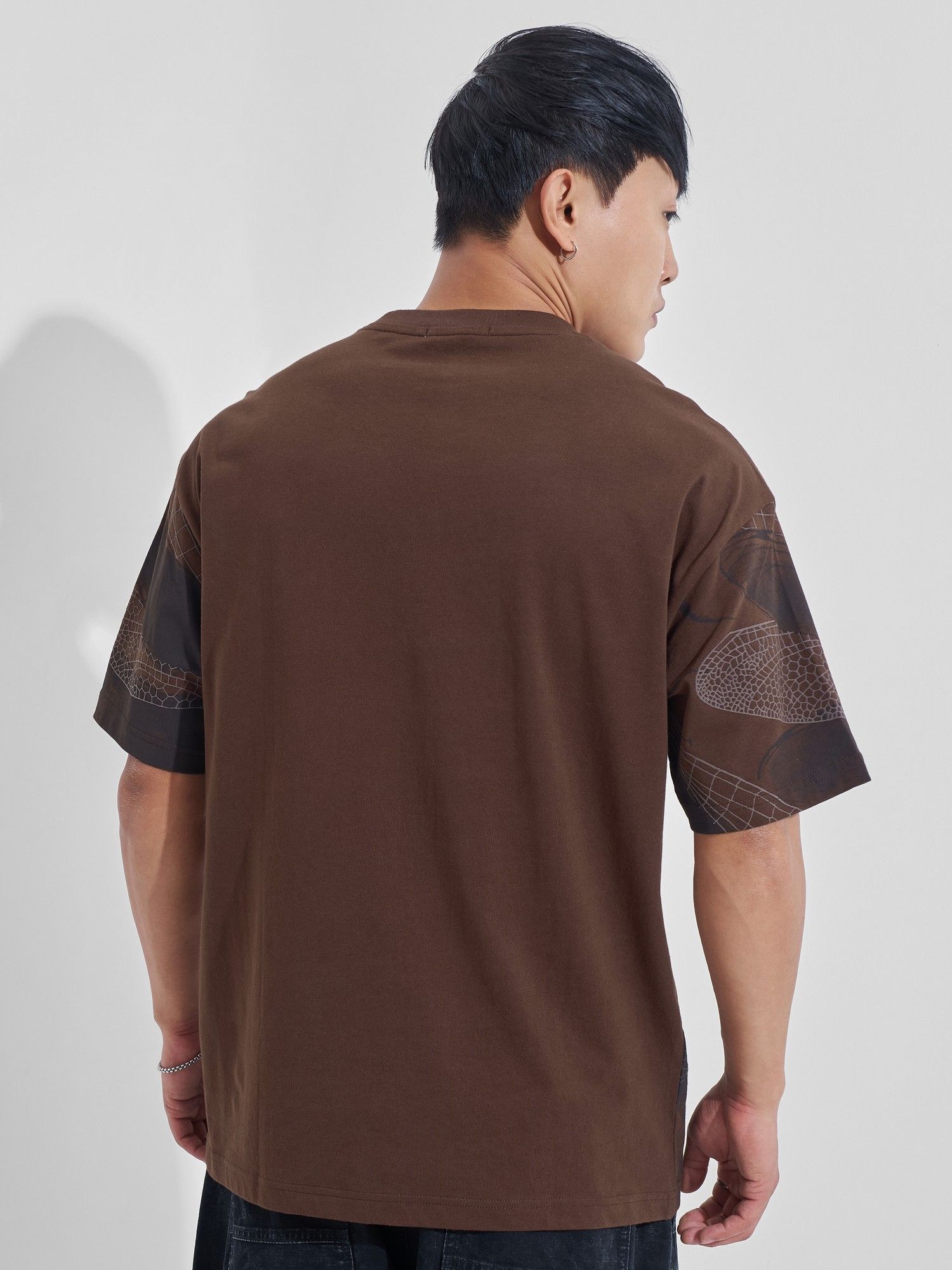 Buy HIGHLANDER Men Brown Round Neck Half Sleeve Oversized Drop