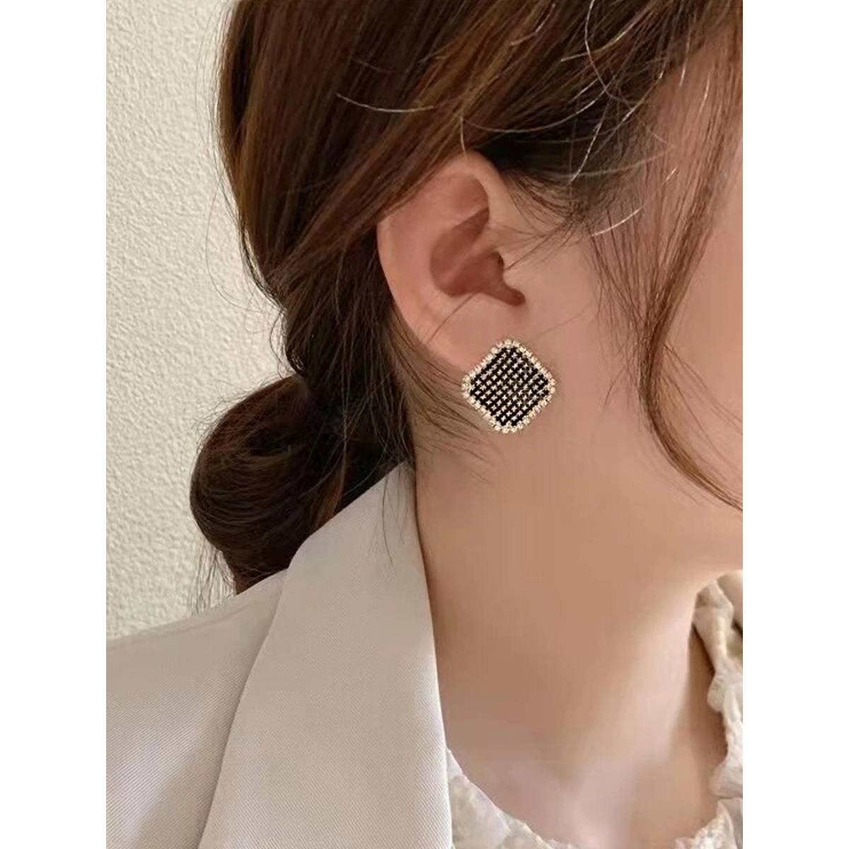 Yellow Chimes Black Contemporary Studs Earrings