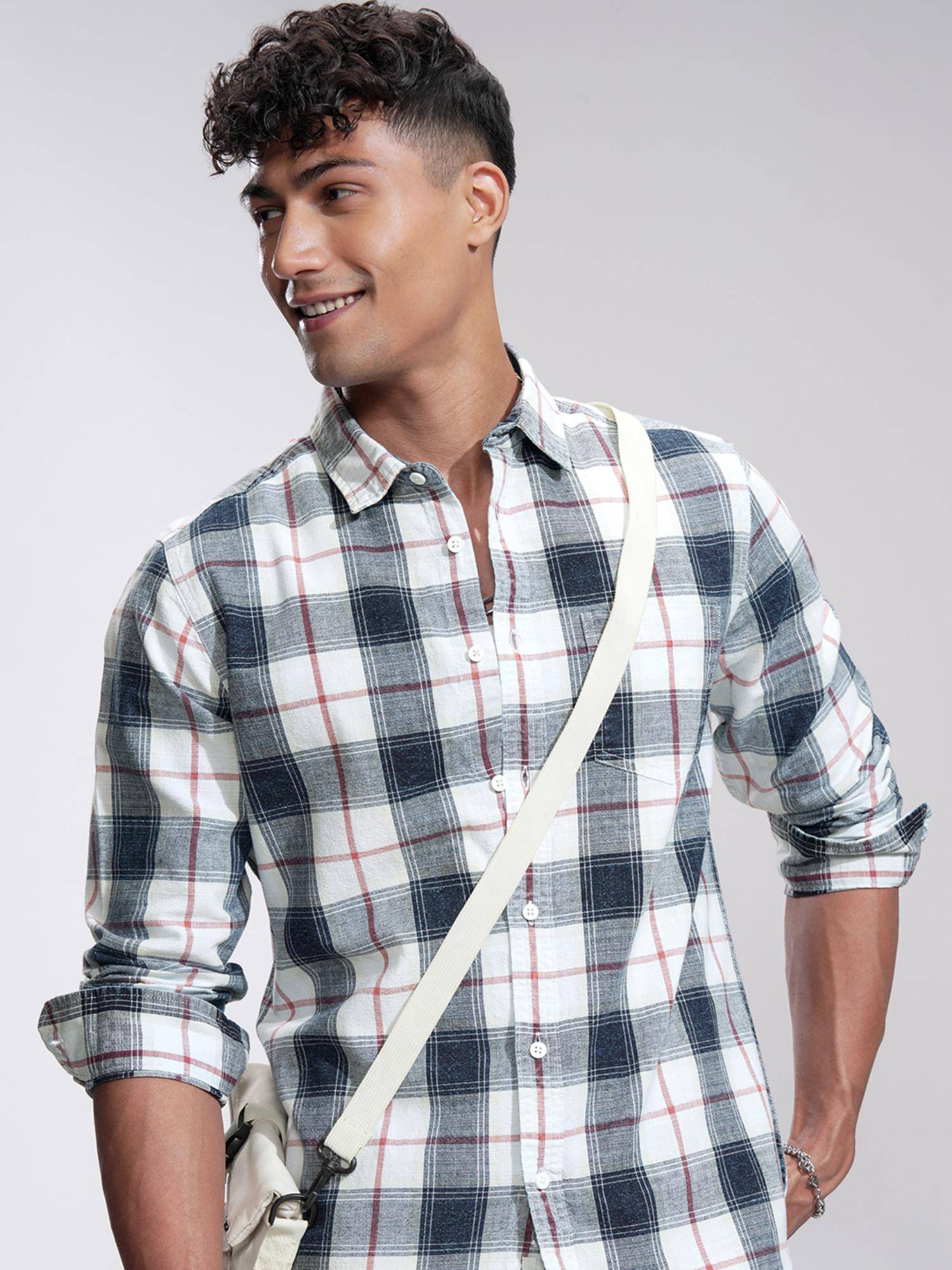 Buy HIGHLANDER Men Multi-Color Cotton Checks Slim Fit Shirt Online