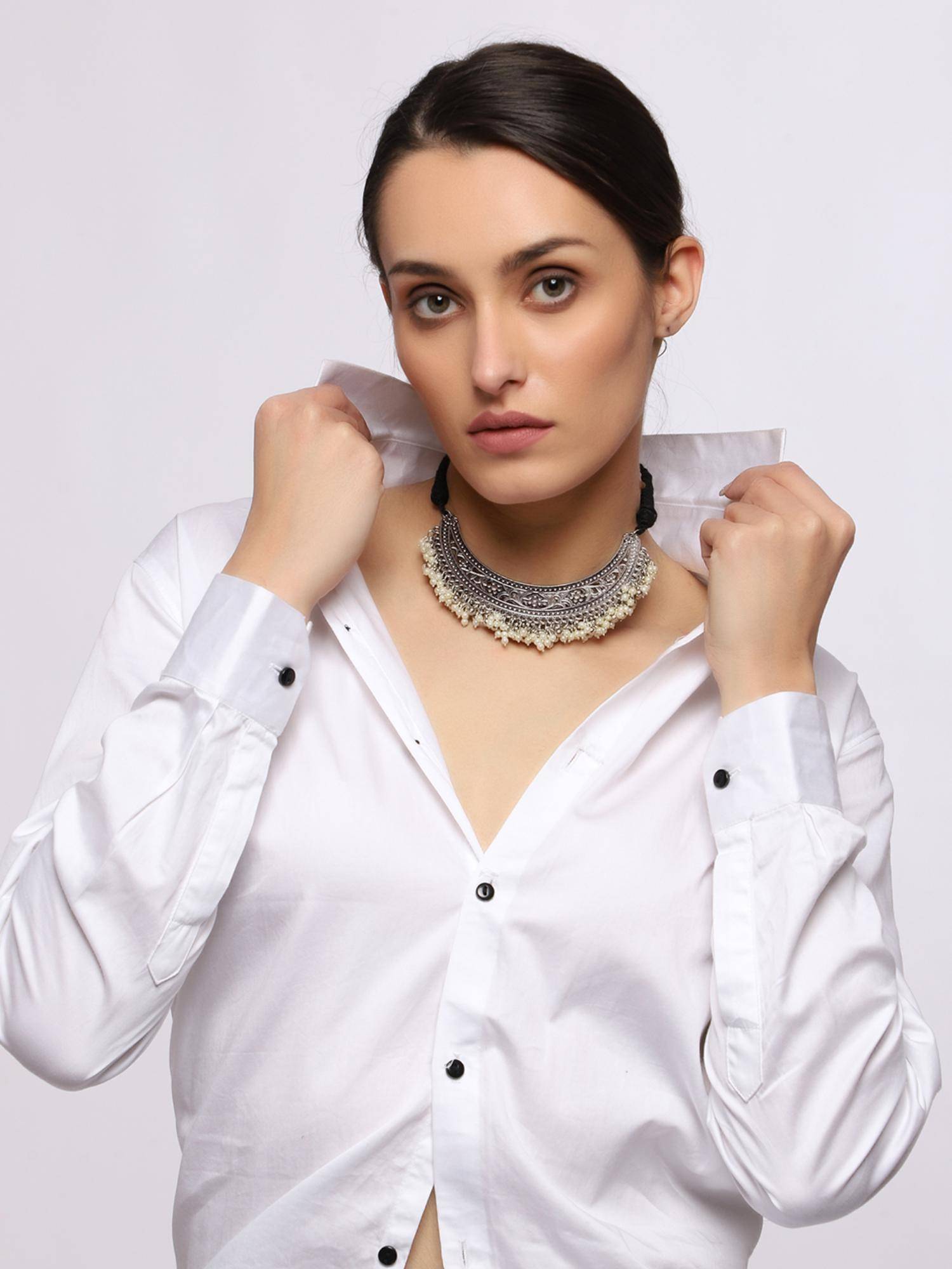 VENI Silver-Plated Oxidised Choker Necklace