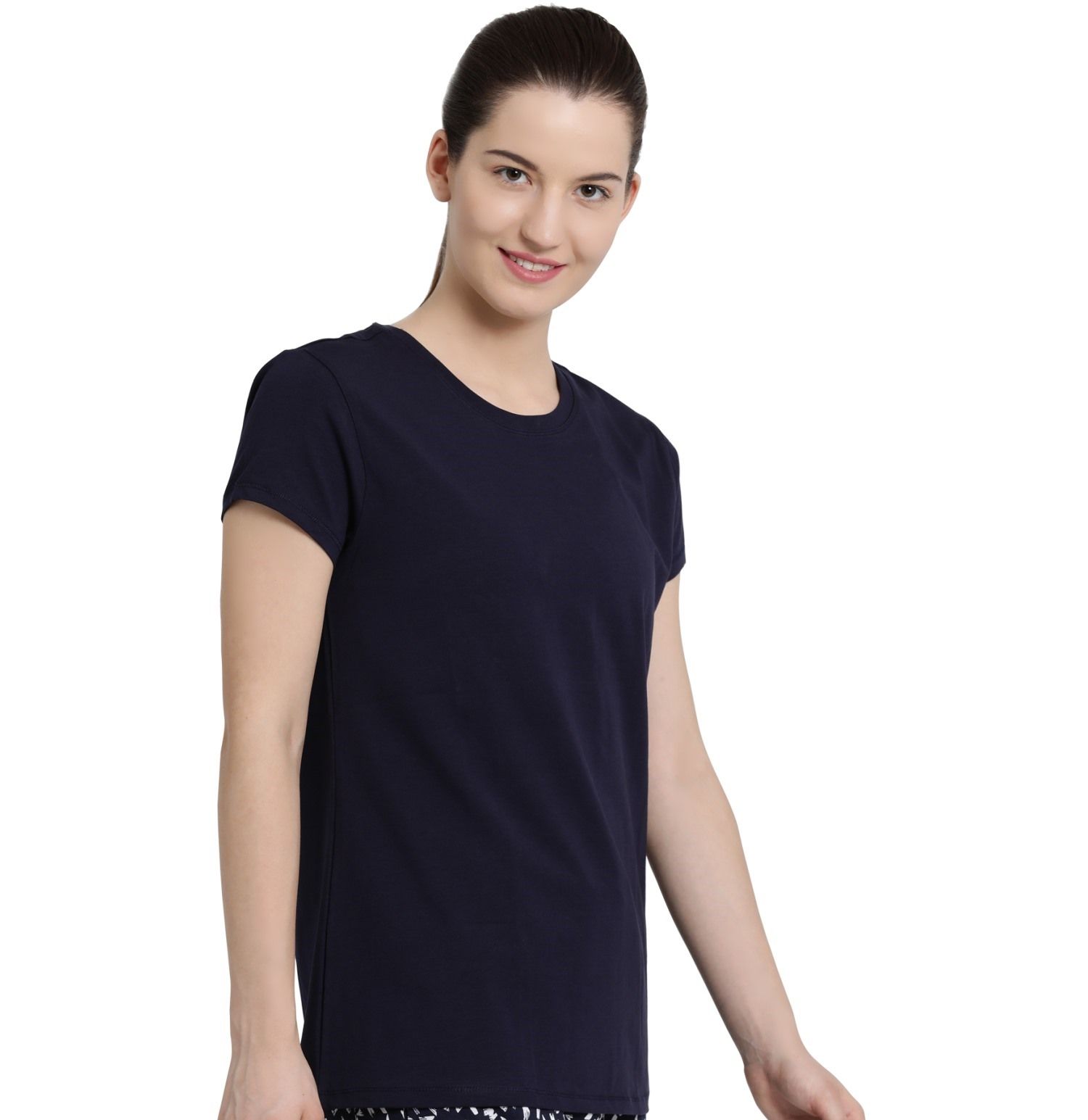 enamor basic crew tee
