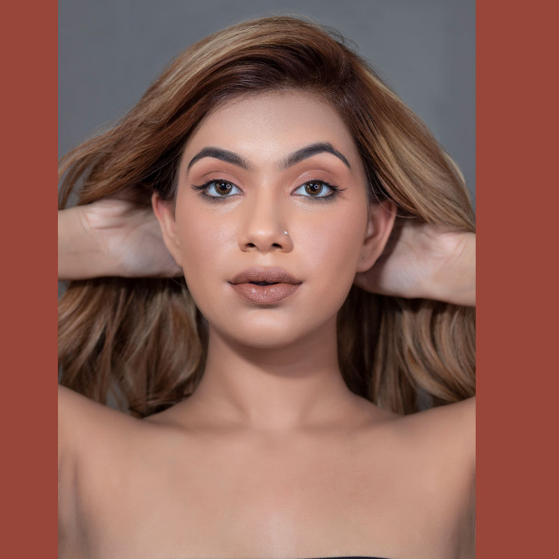 Love Earth MultipotWatch Me Slay Lip Tint with Essential OilsVitamin E for Lips Eyelids