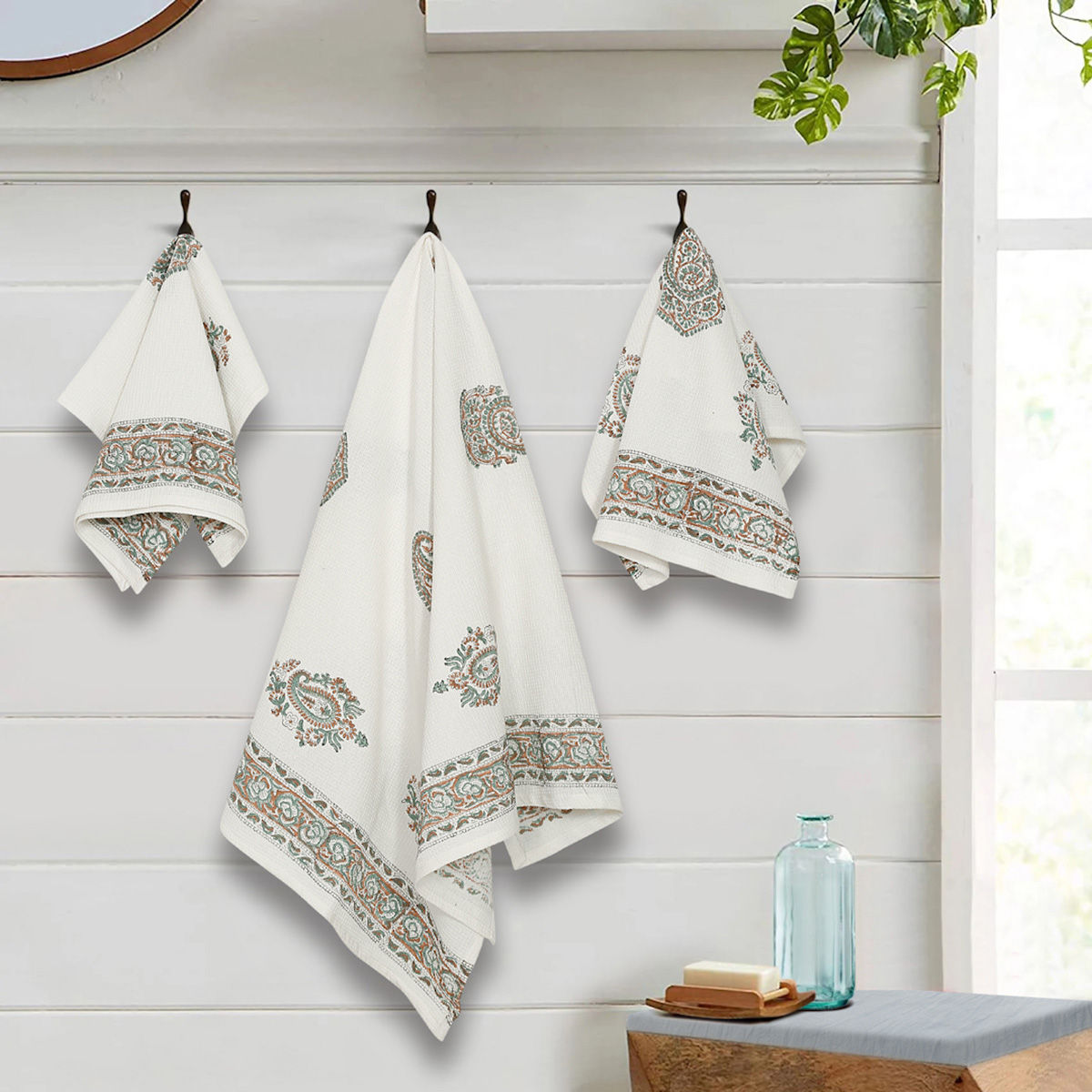 White decorative deals towel set